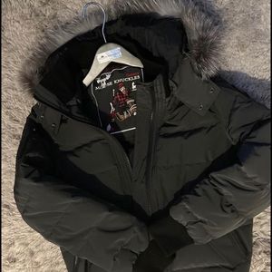 Women’s Moose Knuckles Jacket (M)